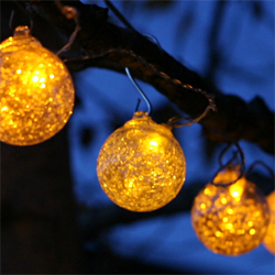 Aurora Solar String Lights-Amber-Glow Glass